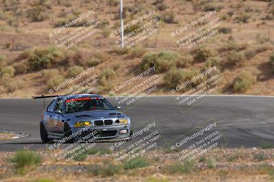 media/Jun-01-2025-CalClub SCCA (Sun) [[eae223c5dd]]/Group 2/Race 2/